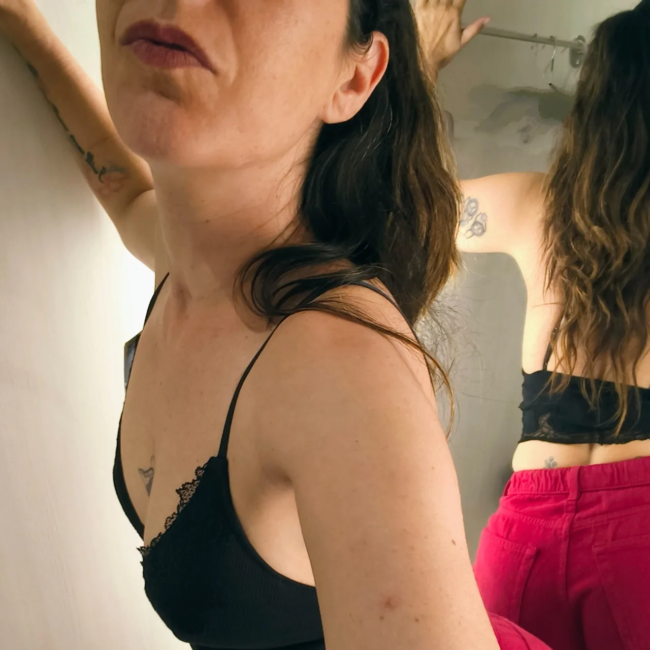Ester Ana — nua